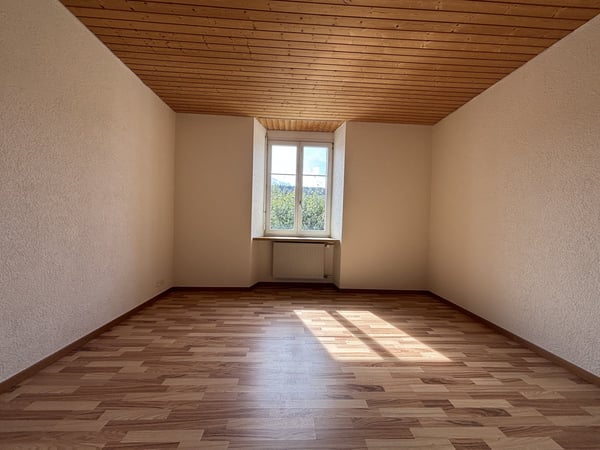 Charmant appartement de 2 pièces à Tramelan – disponible immédiatement 13