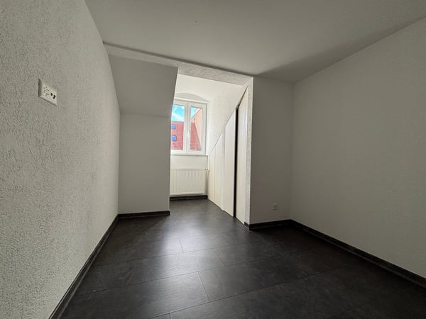 À louer – Spacieux appartement de 4 pièces rénové – Rue de France 16, Le Locle 9