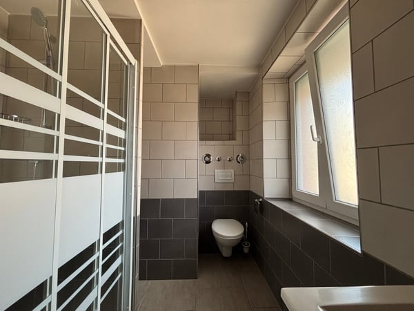 À louer – Spacieux appartement de 4 pièces rénové – Rue de France 16, Le Locle 14