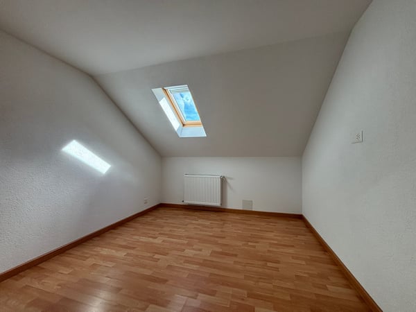 À louer – Spacieux appartement de 4 pièces rénové – Rue de France 16, Le Locle 11