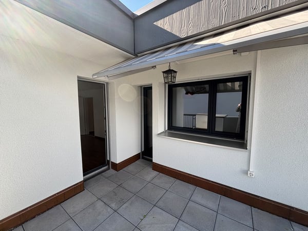 Charmante 2.5-Zimmer-Wohnung mit grosszügiger Terrasse! 12