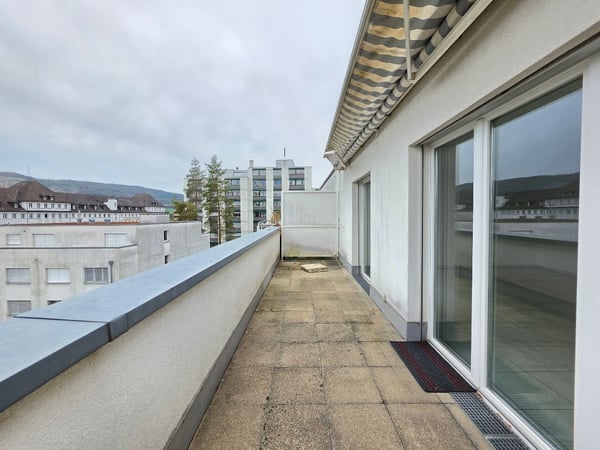 Grosszügige Attikawohnung mit Blick auf Olten! 13