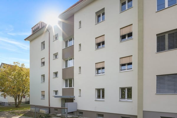 Neurenovierte 1-Zimmer-Wohnung mit Balkon 1