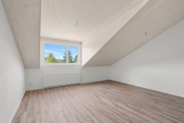 Neurenovierte 1-Zimmer-Dachwohnung 4