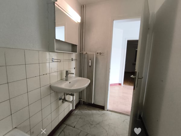 Charmante 4.5-Zimmer-Wohnung mit Balkon ab sofort zu vermieten! 6