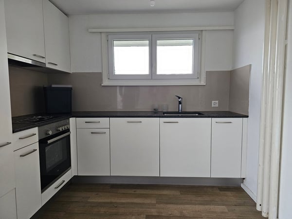 Charmante Balkonwohnung im Grünen! 2
