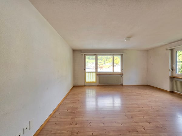 Helle 4.5-Zimmer-Wohnung mit Balkon und Aussicht in Thusis 14
