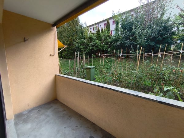 Gemütliche 3-Zimmer-Wohnung im Erdgeschoss in Biel ! 9