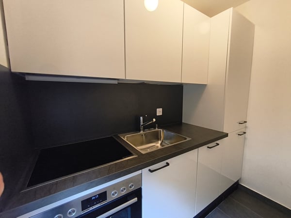 Gemütliche 3-Zimmer-Wohnung im Erdgeschoss in Biel ! 3