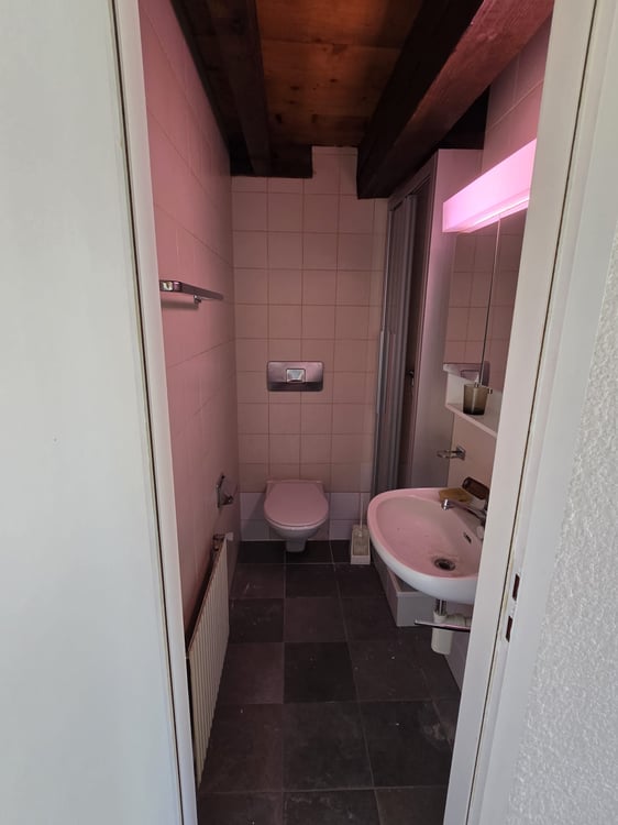 Studio cosy au 5ème étage à Sion, disponible immédiatement 7