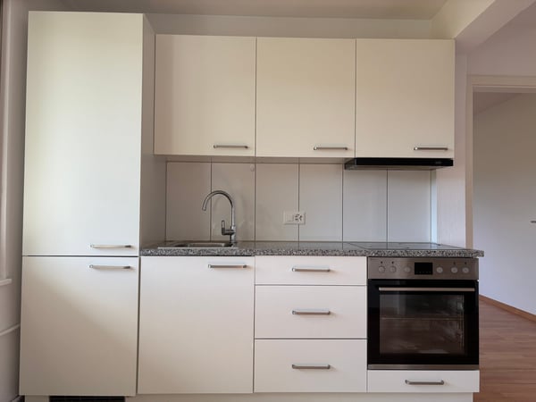 Charmant appartement de 2 pièces à Le Locle, disponible immédiatement 4