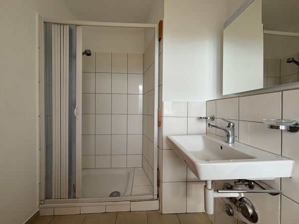 Charmant appartement de 2 pièces à Le Locle, disponible immédiatement 10