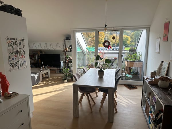 Stilvolle 1.5-Zimmer-Wohnung in Schlieren mit Balkon 4