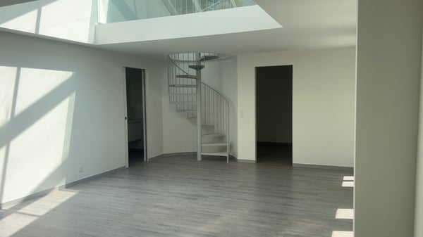 Stilvolle 3.5-Zimmer-Wohnung mit sonniger Dachterrasse im Herzen Zürichs 4