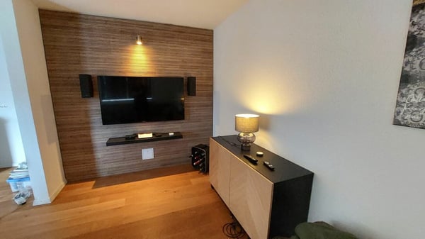 Möblierte 2.5-Zi. Wohnung in Amden: Traum-Bergblick, eigener E-Parkplatz & grosser Estrich (fester Zweitwohnsitz) 6