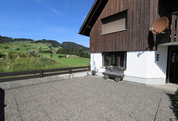 Sonnige Gartenwohnung direkt am Ski- und Wandergebiet 6