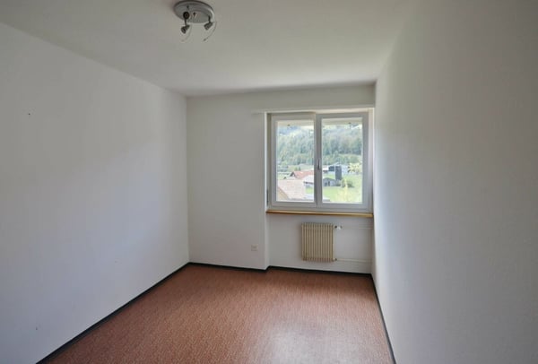 Vermietete 4.5-Zi. Wohnung mit praktischem Grundriss 4