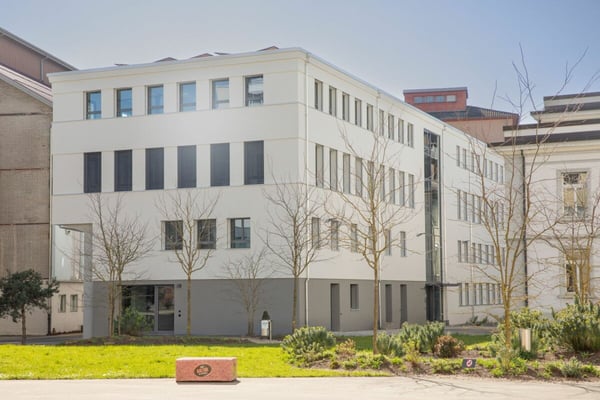 Industrial Chic meets Business Vision