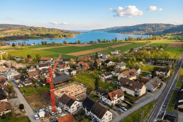 Dachwohnung mit Loftgefühl und Weitblick Richtung See! 8