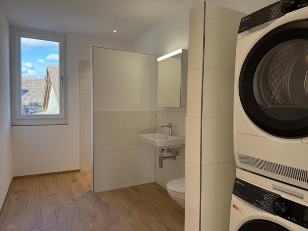 Bezugsbereite und grosszügige Eigentumswohnung 4