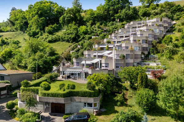 Grosszügige Terrassenwohnung mit Gartenparadies 2