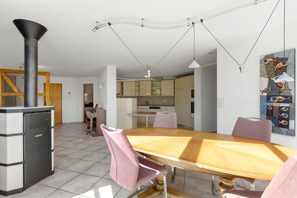 Grosszügige Terrassenwohnung mit Gartenparadies 11