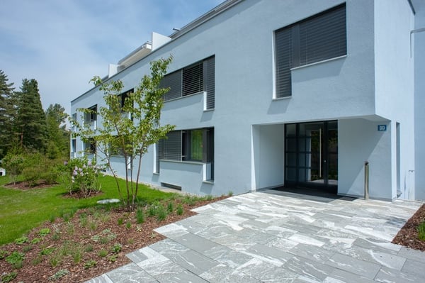 Exklusive möblierte Apartments mit eigenem Badezimmer und Kochzeile an Toplage 2