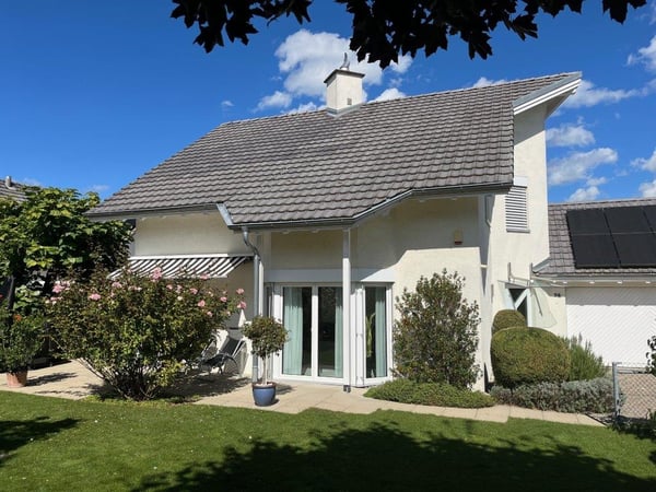 Charmantes Einfamilienhaus in ruhiger Lage in Bottighofen 1