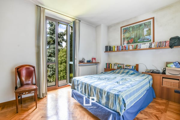 Villa in Lisanza 26