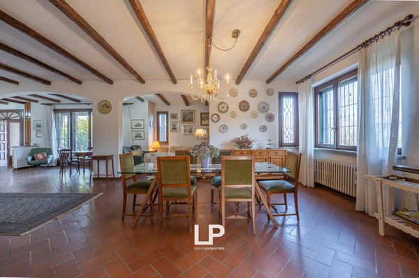 Villa in Porto Valtravaglia 18