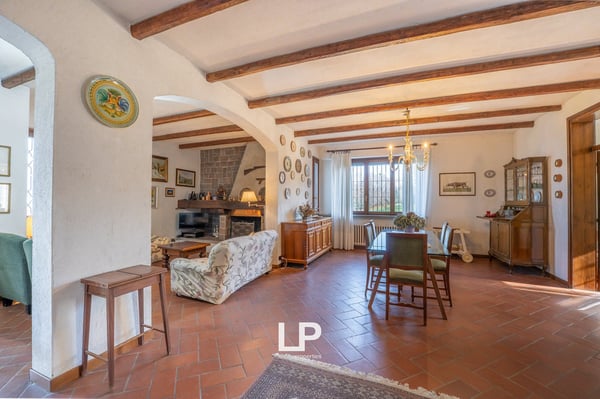 Villa in Porto Valtravaglia 15