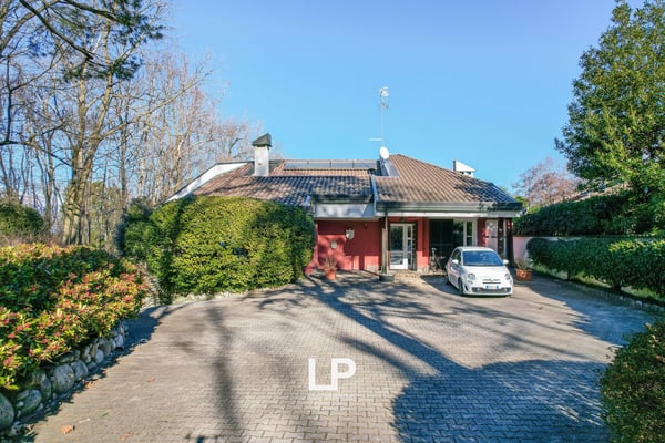 Villa Ispra 3