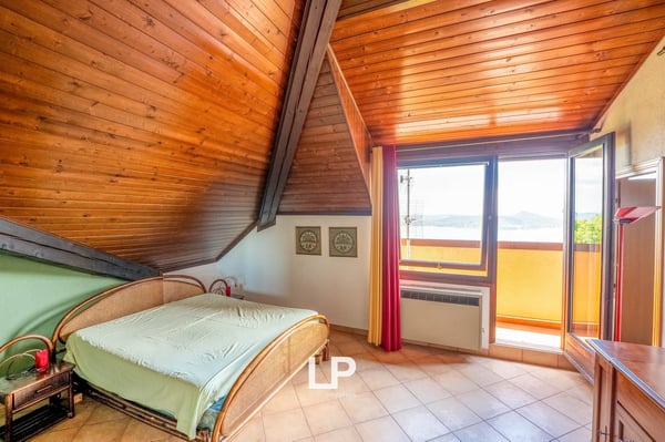 Villa Lesa 23