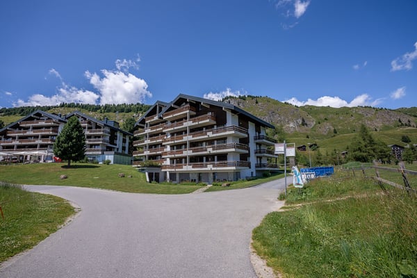 Charmante 2.5-Zimmer-Wohnung mit Traumblick in Riederalp 3