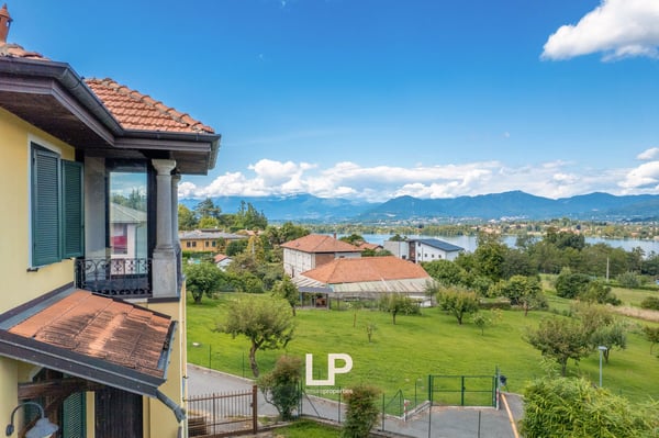 Villa Osmate 10