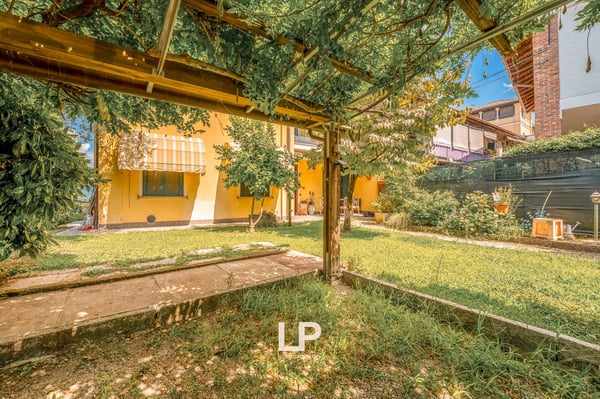 Villa Osmate 2