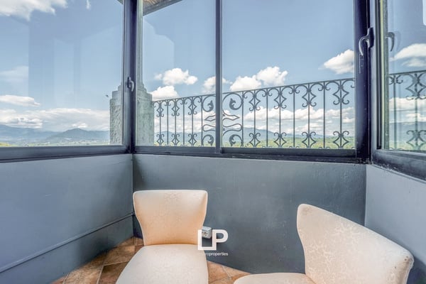 Villa Osmate 24