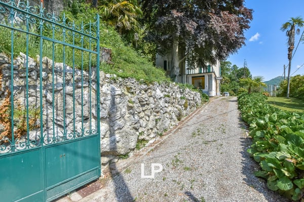 Villa in Sant'Ambrogio 6