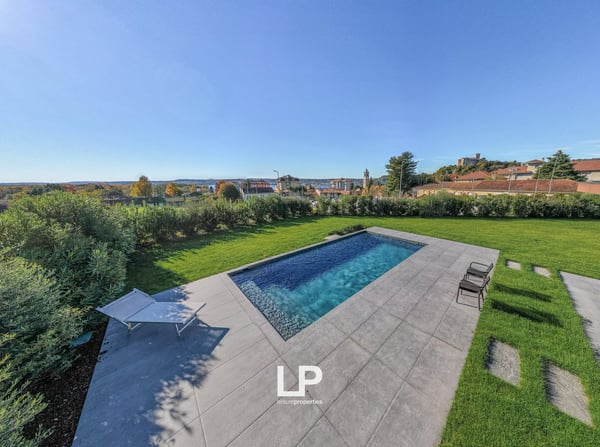 Villa Angera 8