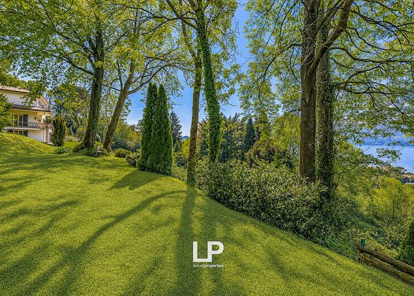 Villa con vista panoramica sul Lago Maggiore a Leggiuno 13