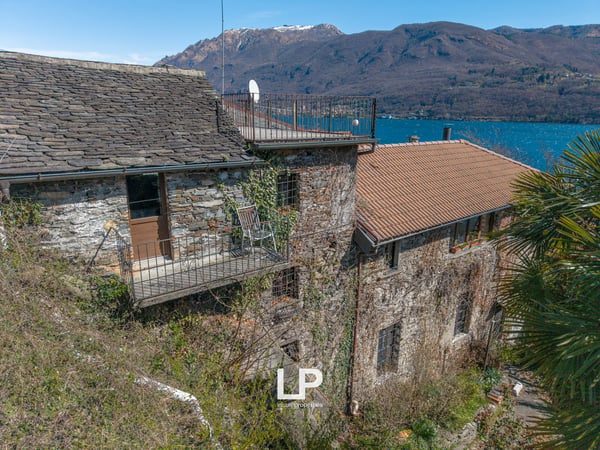Dimora storica a Nonio con giardino privato sul Lago d'Orta e accesso 4
