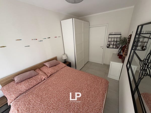 Appartamento con posto barca incluso a Lavena Ponte Tresa 13