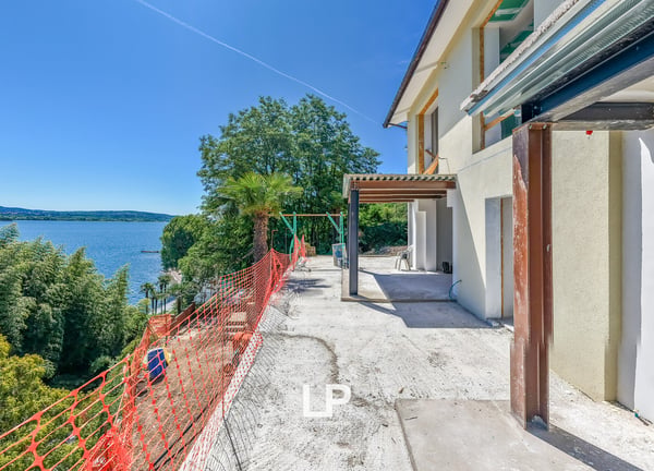 Villa Ambra a Meina con vista panoramica sul lago Maggiore 4