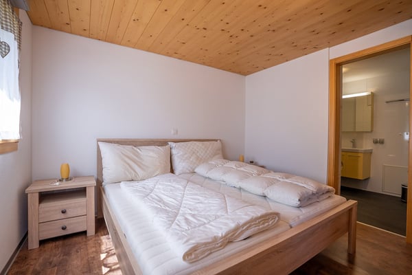 Grosszügige Ferienwohnung mit drei Balkonen im Herzen der Bettmeralp 30