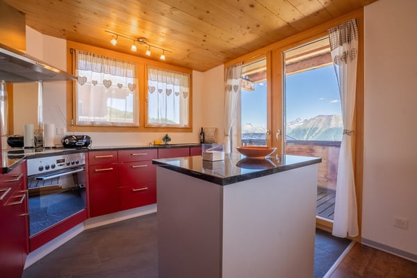 Grosszügige Ferienwohnung mit drei Balkonen im Herzen der Bettmeralp 10