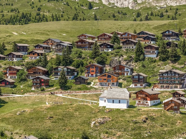 Grosszügige Ferienwohnung mit drei Balkonen im Herzen der Bettmeralp 3