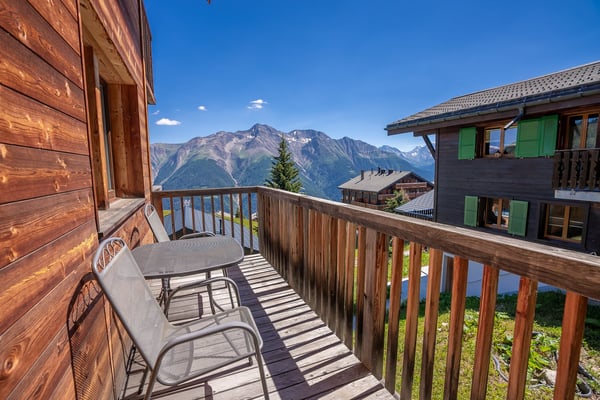 Grosszügige Ferienwohnung mit drei Balkonen im Herzen der Bettmeralp 27