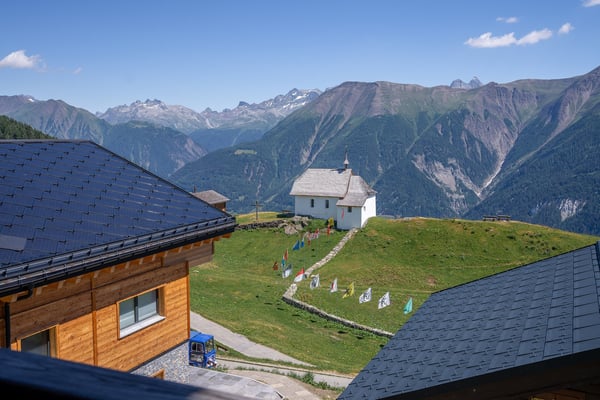 Grosszügige Ferienwohnung mit drei Balkonen im Herzen der Bettmeralp 22