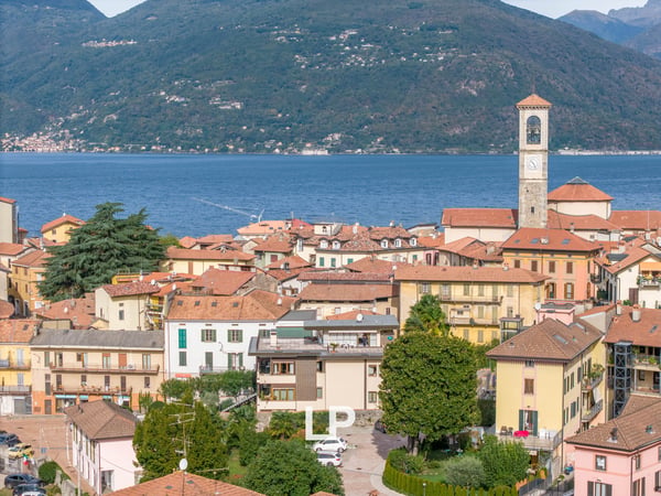 Villa bifamiliare nel cuore di Luino