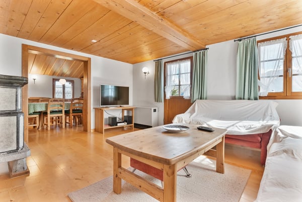 Charmantes 5-Zimmer-Chalet an der Riederalp – Traumhafter Bergblick und rustikaler Charme 12
